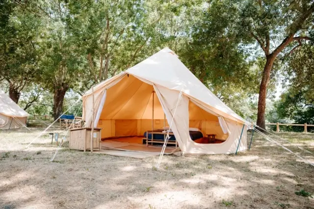 Lodge camping nature