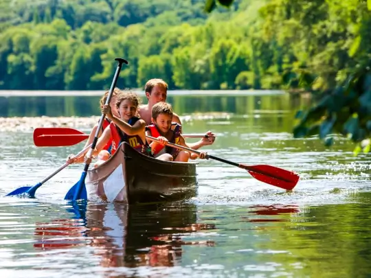 camping dordogne activites canoe